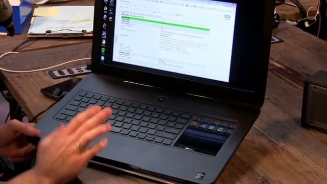 Razer Blade Pro 17 Inch Gaming Laptop Review смотреть онлайн