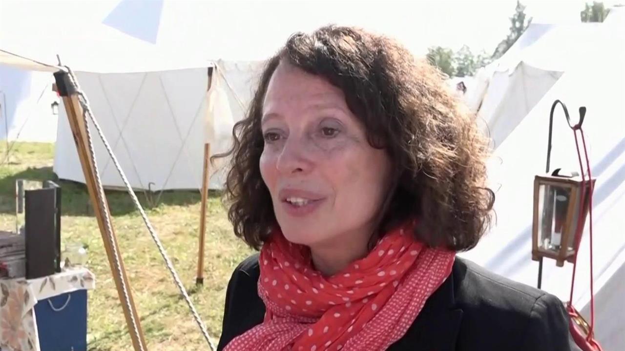 Посол Франции в России подтвердила приезд президента Эммануэля Макрона на День Победы в Москву смотреть онлайн