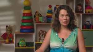 Как научить малыша переворачиваться?