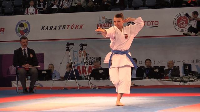 Kata Chatanyara Kushanku. Veronika MISKOVA of Czech Republic. 2015 European Karate Championships смотреть онлайн