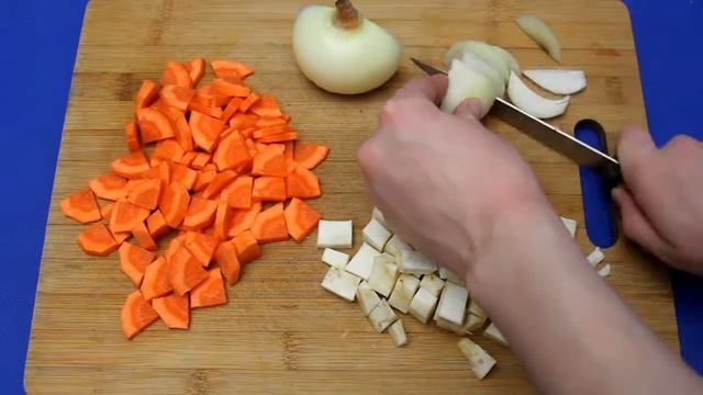 Рецепт приготовления свинины, тушеной с сельдереем в мультиварке VITEK VT-4209 BW смотреть онлайн