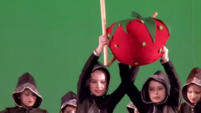 «На лесной полянке» смотреть онлайн