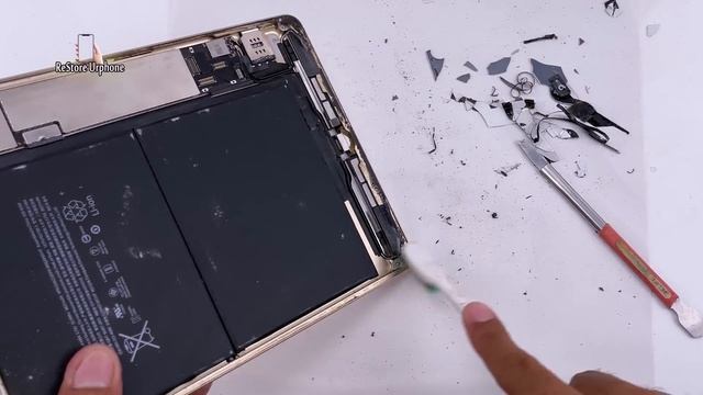 ?How i Restore iPad 5 Cracked Buried in the mud For Poor Family ! смотреть онлайн