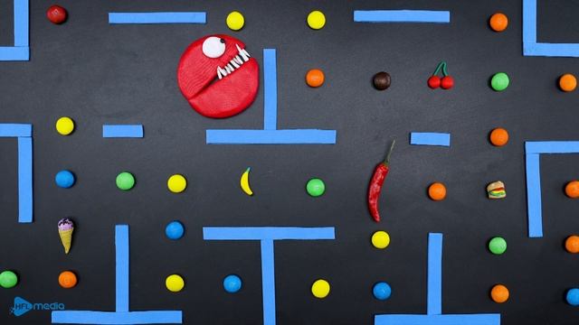 PacMan Combines With Red Ghosts To Fight Lava Monsters - Pac Man Stop Motion In Real Life смотреть онлайн