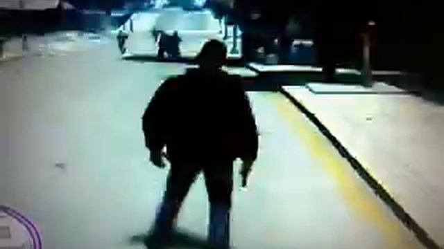 пьяный парень в GTA IV смотреть онлайн