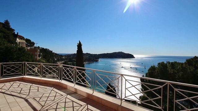 VILLEFRANCHE SUR MER • VILLA DE 500M² FACE A LA RADE • REF.VV252MS смотреть онлайн