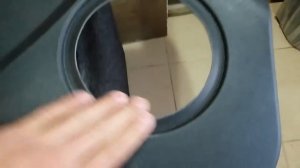 установка динамиков в двери Гранта