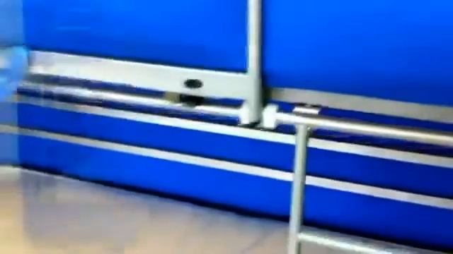 Диван-трансформер в двухъярусную кровать. смотреть онлайн
