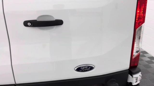 2018 Ford Transit XLT (Medium Roof) (Cargo) (XYZ Motors) смотреть онлайн