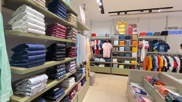 UNITED COLORS OF BENETTON