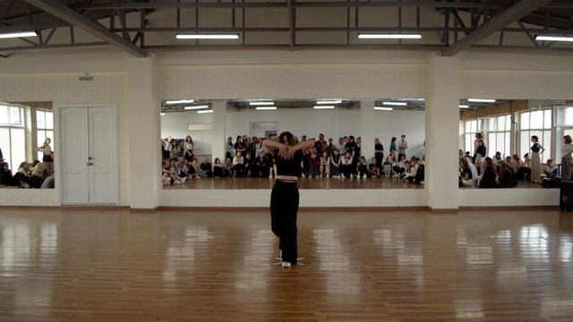 K-pop срез 2023 | Выступления студентов: Тумашева София - Pixy - Wings смотреть онлайн