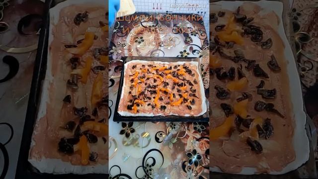 Готовлю такую пиццу каждые выходные, половина вегетарианская)) Pizza смотреть онлайн