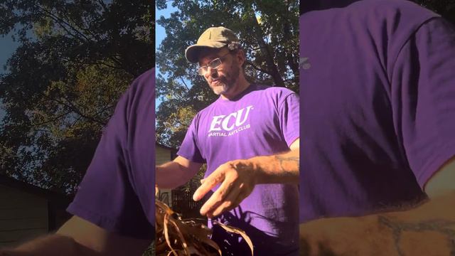 Processing bark from the tulip tree aka tulip poplar #bushcraft #survival #fieldcraft #goingwil смотреть онлайн