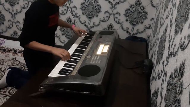 Dansey monkey на синтезаторе 🎹🎹🎹 смотреть онлайн