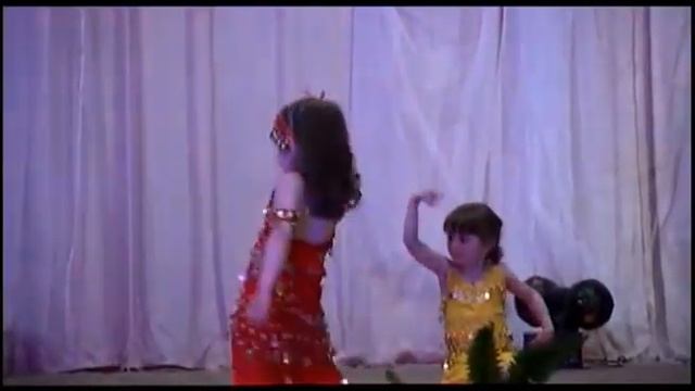 танцы Варьки.flv смотреть онлайн