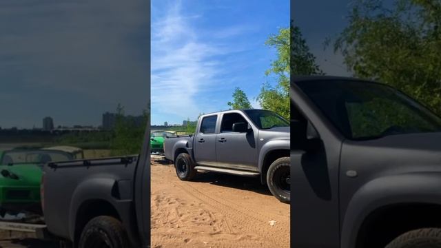 Сломался? Отбуксируем, поднимем и отвезём на ремонт! смотреть онлайн