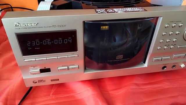 Pioneer PD-F1007 смотреть онлайн