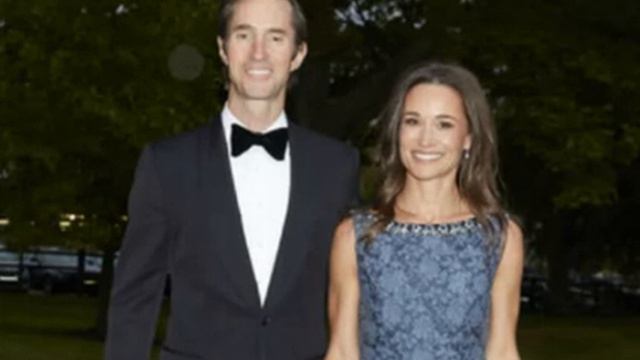 Сестра Кейт Миддлтон впервые появилась на публике со своим женихом смотреть онлайн