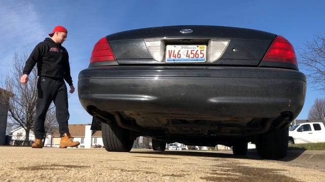 2010 Ford Crown Victoria Straight Piped with no Mufflers or Cats смотреть онлайн