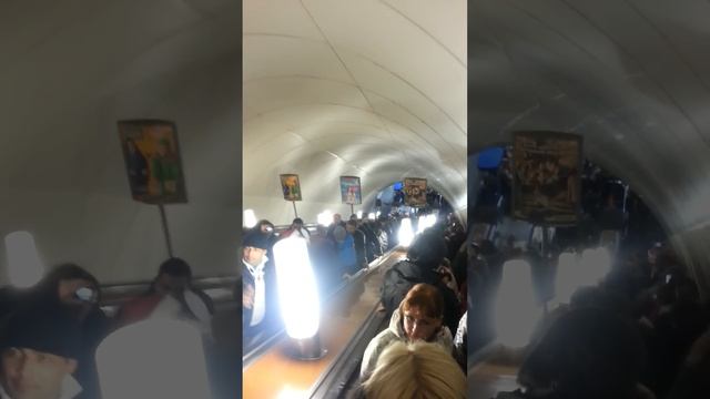 Новогодняя ночь в Петербурге. Последняя электричка. смотреть онлайн