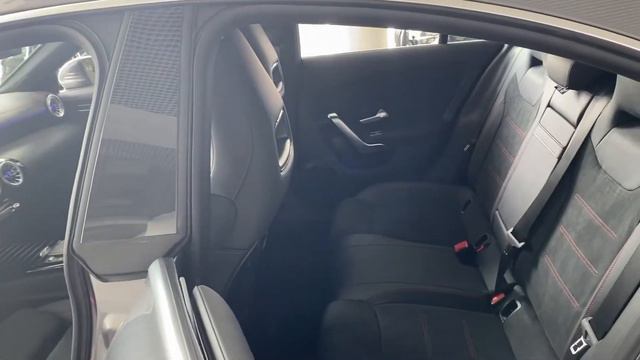 Презентация автомобиля CLA 200 Sport