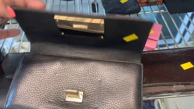 Секондхэнд совсем обнаглел. Повысил цены. Нашла Гуччи ❤️ смотреть онлайн