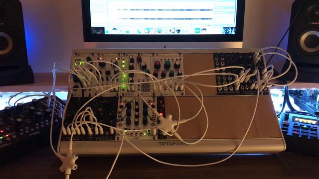 "Crossed Wires #1" - New Eurorack with Mother-32, Digitakt, Heat. смотреть онлайн