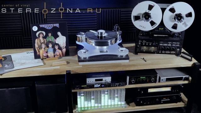 Velvett Fogg — Velvett Fogg смотреть онлайн