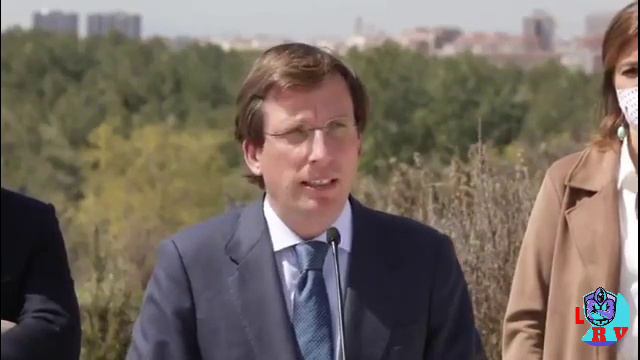 MARTÍNEZ ALMEIDA SALE EN DEFENSA DE VOX смотреть онлайн