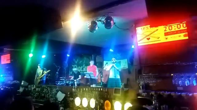 Гурт ПИРЯТИН - Атентат (live in Docker pub) 18+ смотреть онлайн