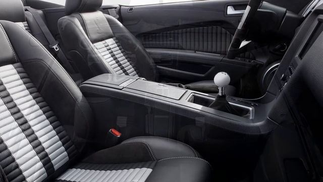 2010 Ford Mustang Shelby GT500 Convertible смотреть онлайн