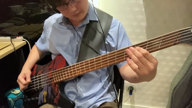 Dingwall Hellboy - Temjin - Raksasa Bass Cover