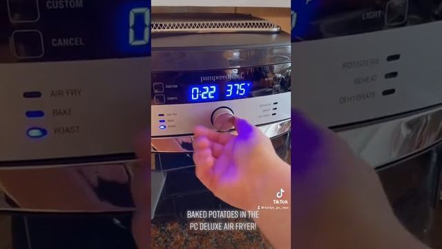 Baked Potatoes In Pampered Chef Deluxe Air Fryer смотреть онлайн