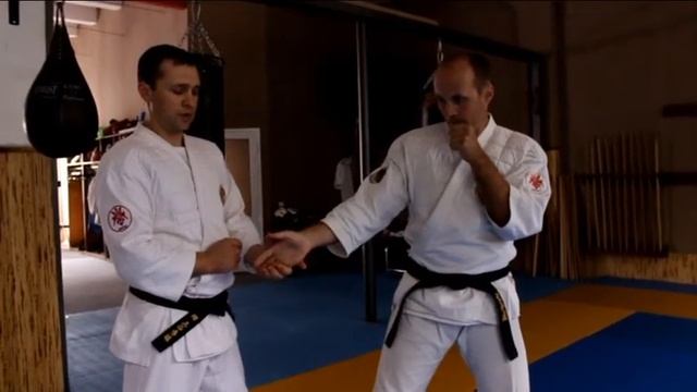 Рукопашный бой с Вячеславом Журавлевым. Урок 5. смотреть онлайн