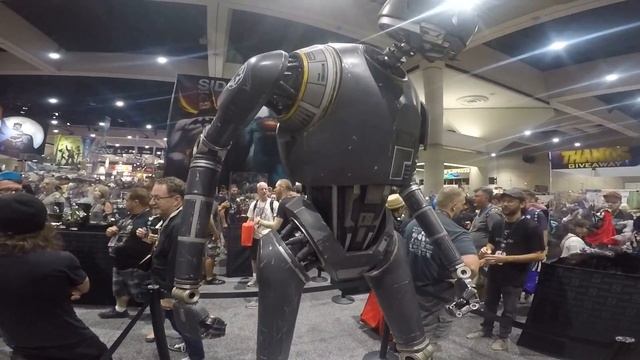 Comic-Con 2017 Exhibit Hall Finds P14 смотреть онлайн