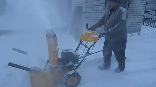 Уборка снега 05.02.2016 смотреть онлайн