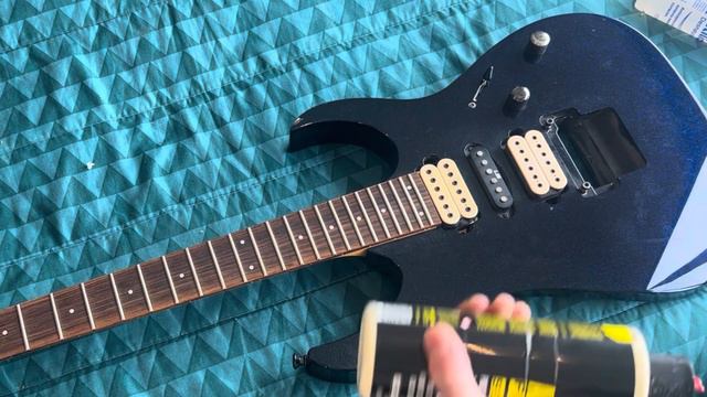 Mantenimiento y cambio de cuerdas a Ibanez Prestige con puente Edge Pro tipo Floyd Rose смотреть онлайн