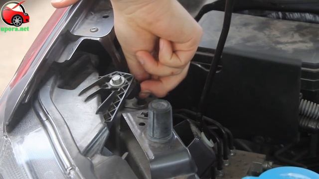 Установка упоров / амортизаторов капота на Honda Pilot 3 / Passport 3 от upora net смотреть онлайн