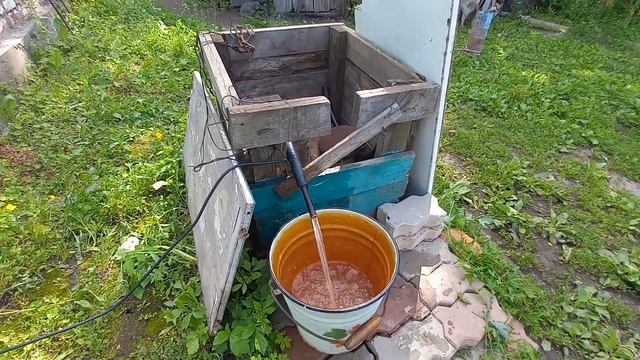 Вибрационный насос Малыш издает странный звук смотреть онлайн