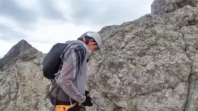 Прохождение легкого маршрута Виа Феррата в Крыму на Ильяс-Кая. Линия ЗЕАЖБ. смотреть онлайн