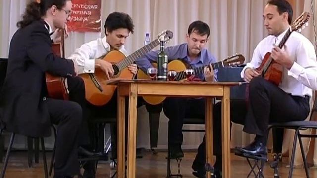 2011-11-19 Карло Доменикони - Маламатина (для 4-х гитар, 4-х стаканов и одной бутылки вина) смотреть онлайн
