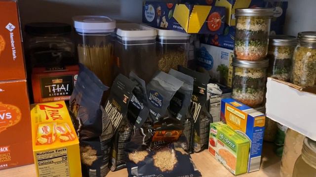 Pantry and Freezer Challenge | December Food Storage | Large Family Pantry смотреть онлайн