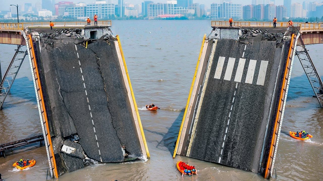 Полные Идиоты на Работе смотреть онлайн