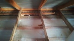 Конденсат на потолке.