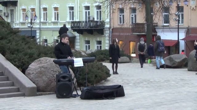 Київ. Музикант біля Золотих воріт. смотреть онлайн
