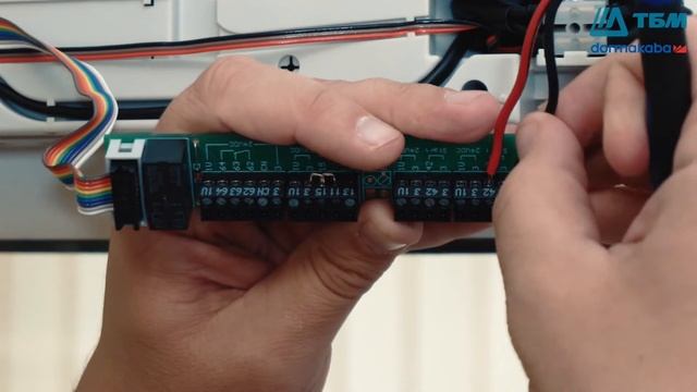 Привод Porteo для автоматических распашных дверей производителя dormakaba (Германия) смотреть онлайн