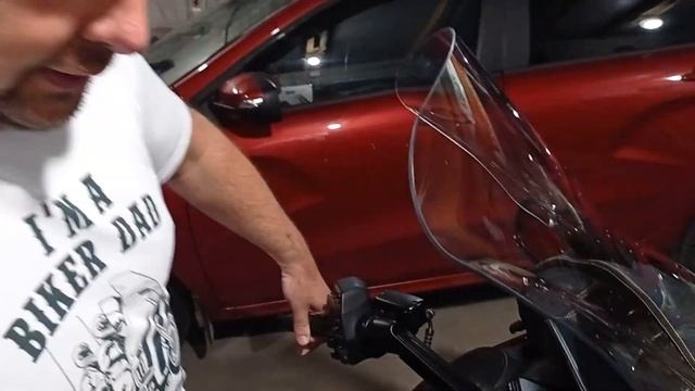 Хонда ГолдВинг 1800 Honda Gold Wing GL1800 (красненькая) в гостях у Сергея Палыча