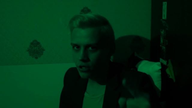 ЗВЕЗДНЫЕ ВОЙНЫ 8 - Обзор не от идиота (BadComedian) смотреть онлайн