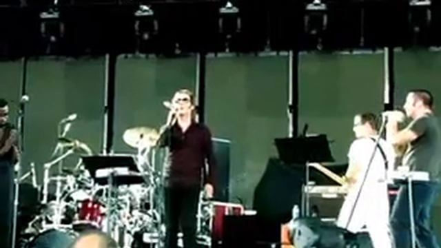 Trent Reznor & Peter Murphy - 03 Bela Lugosi's Dead (originally by Bauhaus) смотреть онлайн