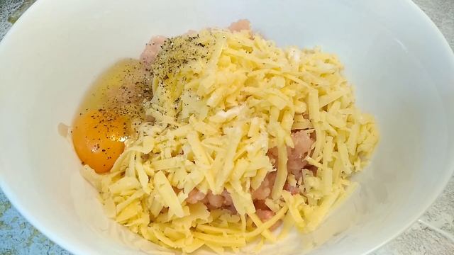 КУРИНЫЕ КОТЛЕТЫ. Ваши домашние будут просить приготовить их снова и снова! смотреть онлайн